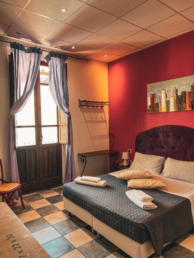 Chambres Du Monde Кальяри Экстерьер фото